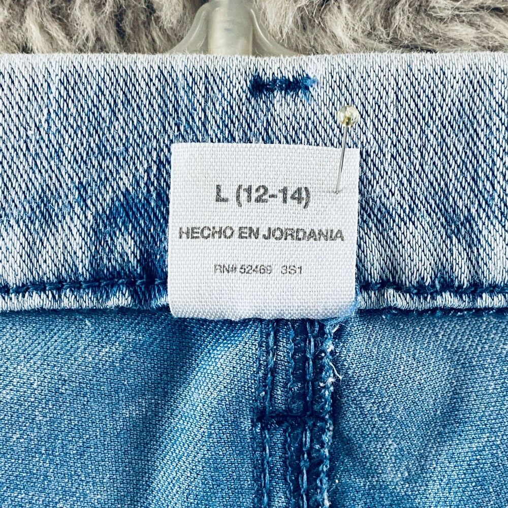 Time and Tru Women's 32x30 Medium Wash Mid Rise Stretch Denim Jeans - Picture 4 of 11